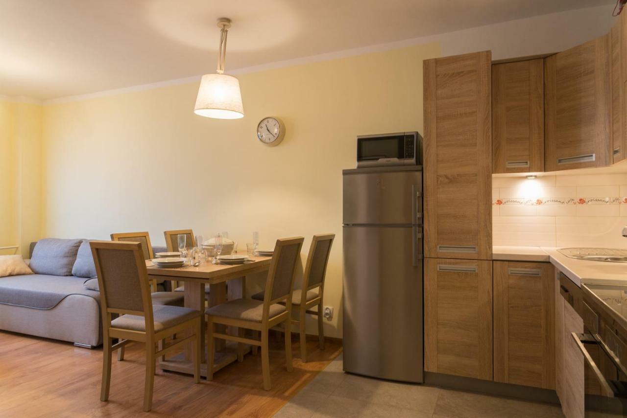 Apartament Na Urlop - Centrum - Przy Amfiteatrze - 500M Do Basenow Wisla Exterior photo