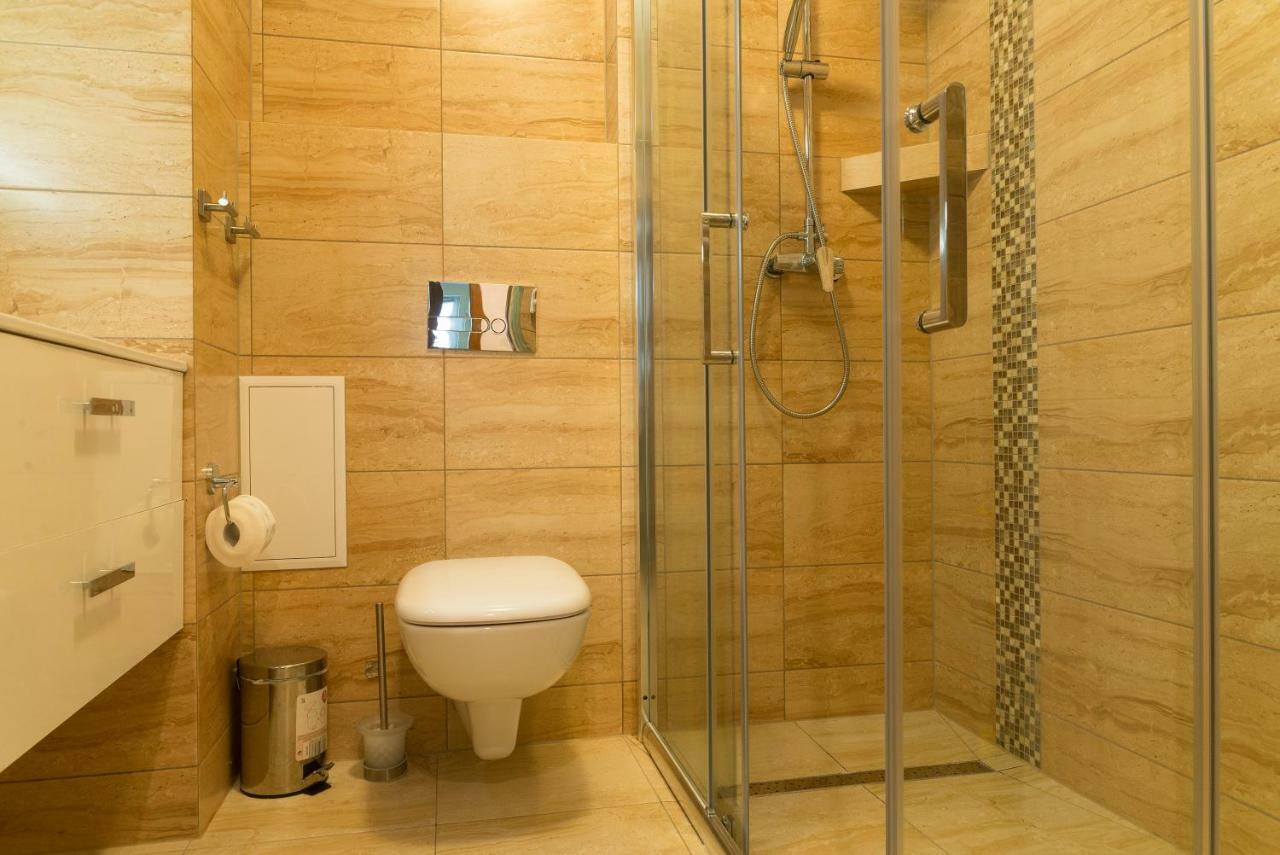 Apartament Na Urlop - Centrum - Przy Amfiteatrze - 500M Do Basenow Wisla Exterior photo